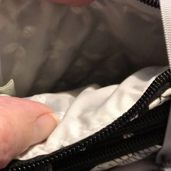 Vera Bradley retired print - Picture 8 of 8